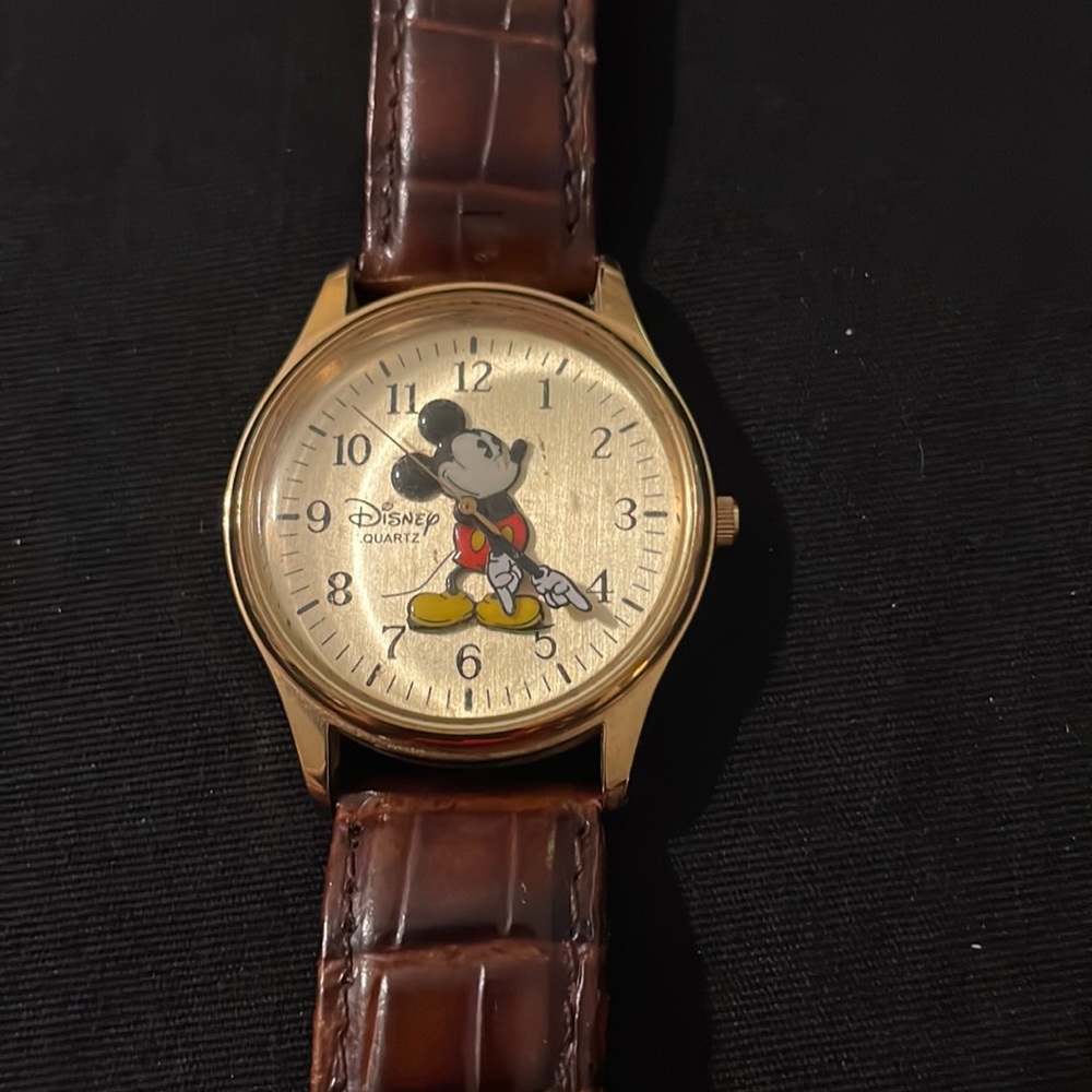 Disney 3D puffy Mickey Mouse watch